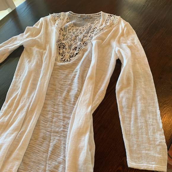 Valerie Stevens lace trimmed sweater. 100% cotton. Size medium. - Picture 2 of 4